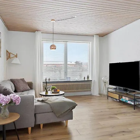 Tv1707 - åhavevej 3 * Hirtshals